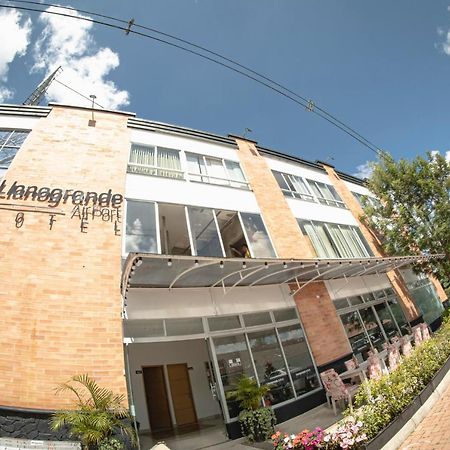 Llanogrande Airport By Bernalo Hotels Rionegro Exterior photo